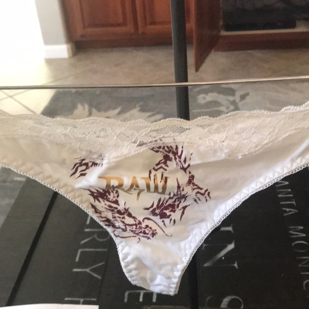 Low Rose Thong